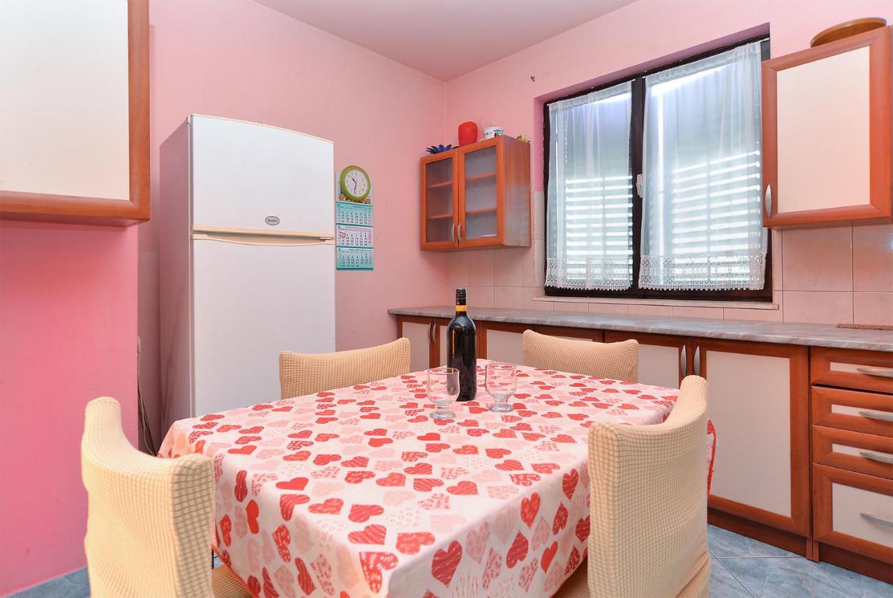 Danijel 1956 Apartment *